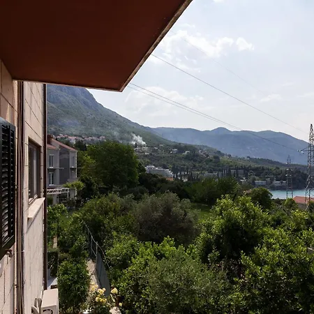 Kisic-three Bedroom With Sea View 米利尼