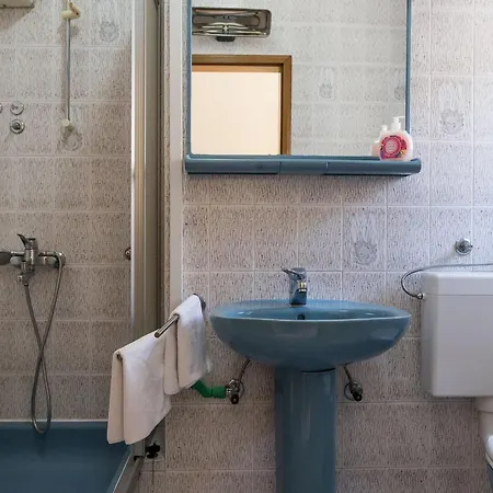 Kisic-three Bedroom With Sea View 公寓 米利尼